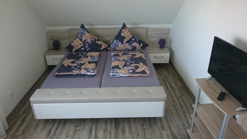 Appartamento Casa Helvetia Rheinhausen Esterno foto