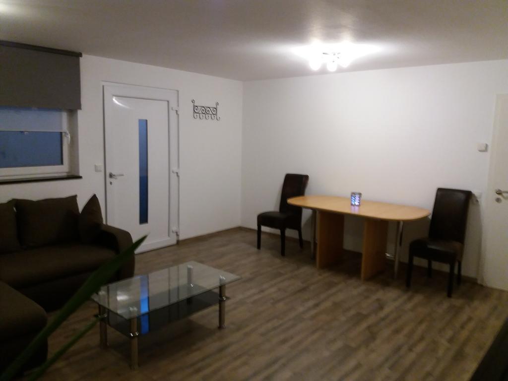 Appartamento Casa Helvetia Rheinhausen Esterno foto